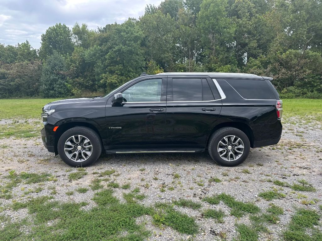 2024 Chevrolet Tahoe LS's photo